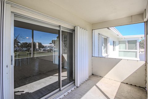 Copropriété à vendre à Pompano Beach, Floride: 2 chambres, 69.68 m2 № 2084141 - photo 26