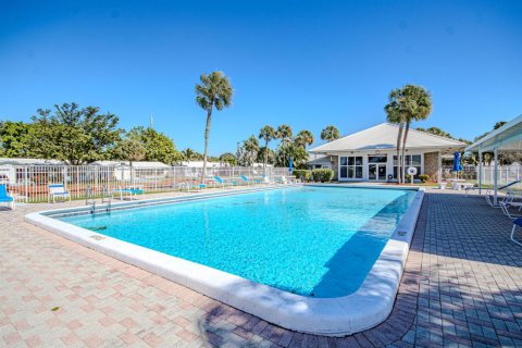 Copropriété à vendre à Pompano Beach, Floride: 2 chambres, 69.68 m2 № 2084141 - photo 28