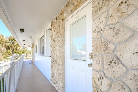 Copropriété à vendre à Pompano Beach, Floride: 2 chambres, 69.68 m2 № 2084141 - photo 5