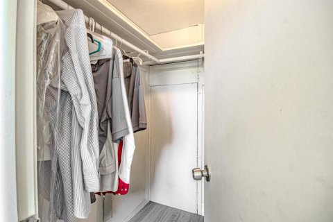Copropriété à vendre à Pompano Beach, Floride: 2 chambres, 69.68 m2 № 2084141 - photo 18