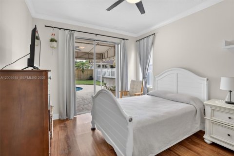 Casa en venta en Pembroke Pines, Florida, 5 dormitorios, 248.79 m2 № 2073276 - foto 30
