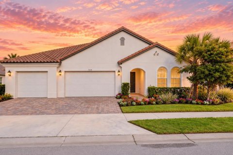 Casa en Sarasota, Florida 5 dormitorios, 376.81 m2 № 2372932