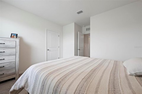 House in Bradenton, Florida 4 bedrooms, 219.62 sq.m. № 1791641 - photo 25