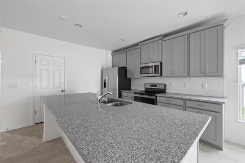 Villa ou maison à vendre à Eustis, Floride: 4 chambres, 195.56 m2 № 1140235 - photo 4