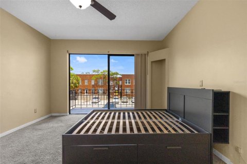 Condominio en venta en Tampa, Florida, 1 dormitorio, 69.68 m2 № 2229829 - foto 18