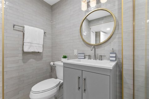 Condominio en venta en Tampa, Florida, 1 dormitorio, 69.68 m2 № 2229829 - foto 15