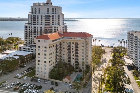Condominio en venta en Tampa, Florida, 1 dormitorio, 69.68 m2 № 2229829 - foto 2