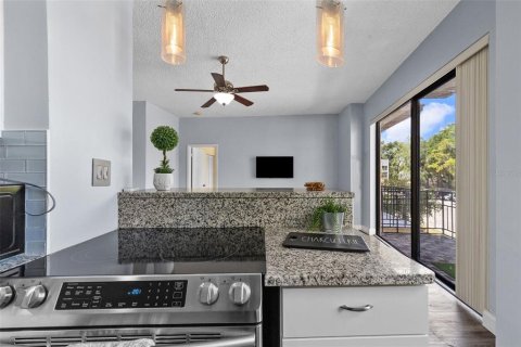 Condominio en venta en Tampa, Florida, 1 dormitorio, 69.68 m2 № 2229829 - foto 12