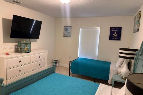 Villa ou maison à louer à Port St. Lucie, Floride: 3 chambres, 131.55 m2 № 2076331 - photo 7