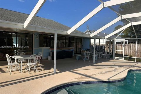 Villa ou maison à louer à Port St. Lucie, Floride: 3 chambres, 131.55 m2 № 2076331 - photo 8