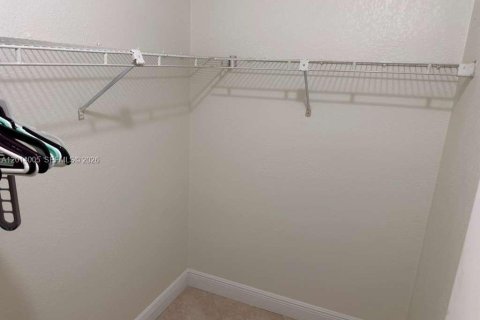 Villa ou maison à louer à Port St. Lucie, Floride: 3 chambres, 131.55 m2 № 2076331 - photo 5