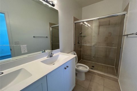 Touwnhouse à louer à Hialeah, Floride: 3 chambres, 123.75 m2 № 1897126 - photo 5