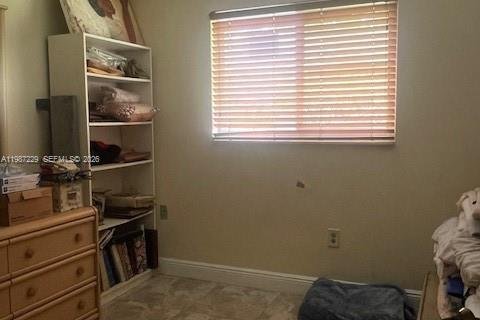 Casa en venta en Miami, Florida, 4 dormitorios, 130.06 m2 № 2056737 - foto 28