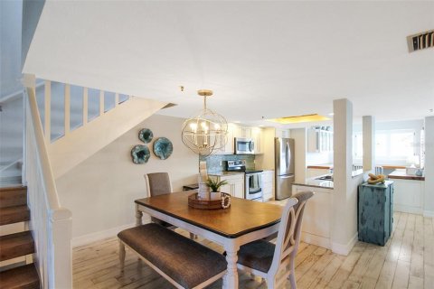 Copropriété à louer à Sarasota, Floride: 2 chambres, 152.82 m2 № 2298872 - photo 15