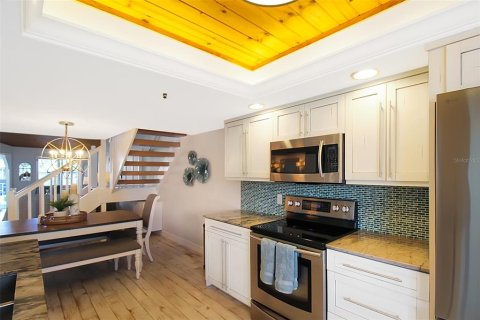 Copropriété à louer à Sarasota, Floride: 2 chambres, 152.82 m2 № 2298872 - photo 11