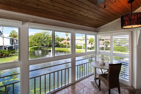 Copropriété à louer à Sarasota, Floride: 2 chambres, 152.82 m2 № 2298872 - photo 25