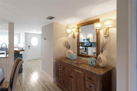 Copropriété à louer à Sarasota, Floride: 2 chambres, 152.82 m2 № 2298872 - photo 16