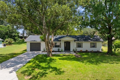 House in San Antonio, Florida 4 bedrooms, 136.01 sq.m. № 2345239