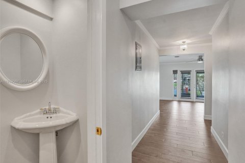 Купить виллу или дом в Форт-Лодердейл, Флорида 3 спальни, 166.48м2, № 1990673 - фото 6