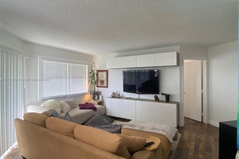 Condominio en venta en Homestead, Florida, 2 dormitorios, 96.62 m2 № 1868587 - foto 11