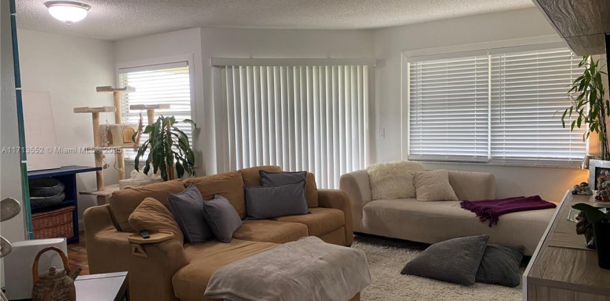 Condominio en Homestead, Florida, 2 dormitorios  № 1868587