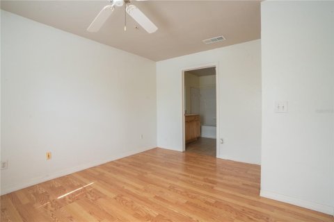 Condominio en venta en Orlando, Florida, 2 dormitorios, 116.59 m2 № 1798375 - foto 3