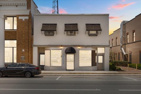 Immobilier commercial à vendre à Umatilla, Floride: 364.27 m2 № 2233700 - photo 2