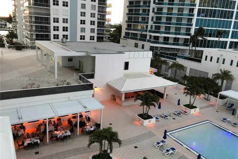 Copropriété à vendre à Hollywood, Floride: 2 chambres, 164.25 m2 № 1945134 - photo 13