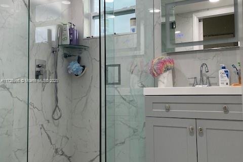 Condo in Hialeah, Florida, 2 bedrooms  № 1693610 - photo 6