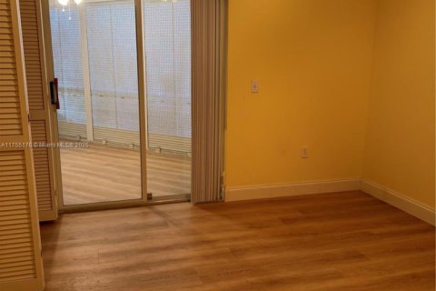 Copropriété à vendre à Tamarac, Floride: 2 chambres, 123.1 m2 № 1985291 - photo 10