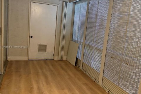 Copropriété à vendre à Tamarac, Floride: 2 chambres, 123.1 m2 № 1985291 - photo 27