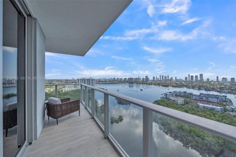 Copropriété à vendre à North Miami Beach, Floride: 3 chambres, 144.65 m2 № 2057314 - photo 1