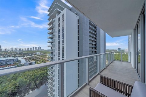 Copropriété à vendre à North Miami Beach, Floride: 3 chambres, 144.65 m2 № 2057314 - photo 4