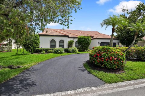 House in Coral Springs, Florida 4 bedrooms, 268.12 sq.m. № 2189552 - photo 3