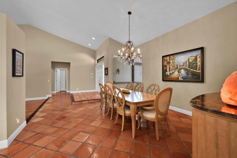 House in Coral Springs, Florida 4 bedrooms, 268.12 sq.m. № 2189552 - photo 15