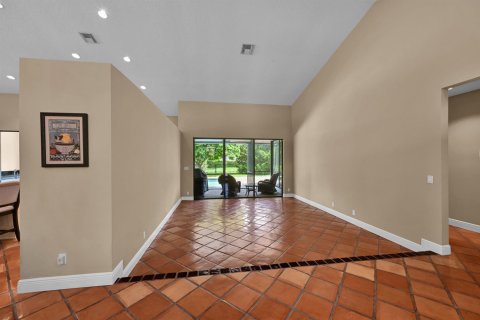 House in Coral Springs, Florida 4 bedrooms, 268.12 sq.m. № 2189552 - photo 11