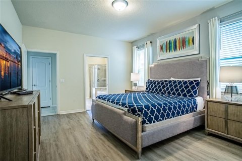 Casa en venta en Kissimmee, Florida, 8 dormitorios, 375.42 m2 № 2118461 - foto 11