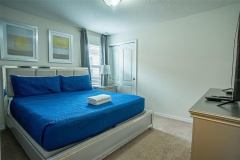 Casa en venta en Kissimmee, Florida, 8 dormitorios, 375.42 m2 № 2118461 - foto 20