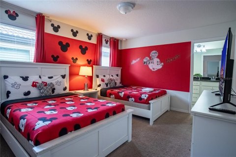 Casa en venta en Kissimmee, Florida, 8 dormitorios, 375.42 m2 № 2118461 - foto 14