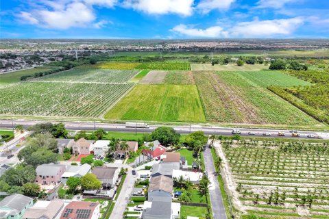 Villa ou maison à vendre à Miami, Floride: 4 chambres, 167.22 m2 № 1953334 - photo 19