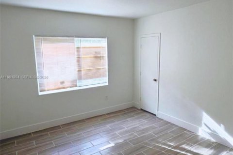 Купить кондоминиум в Майами, Флорида 3 спальни, 106.84м2, № 2044364 - фото 12