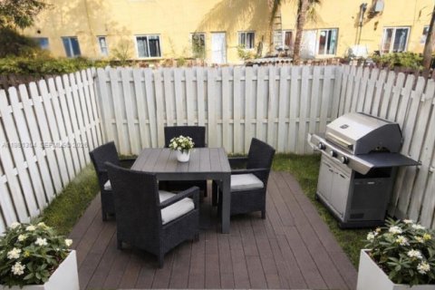 Купить кондоминиум в Майами, Флорида 3 спальни, 106.84м2, № 2044364 - фото 17