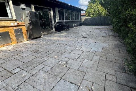 Снять в аренду виллу или дом в Майами, Флорида 4 спальни, 191.19м2, № 1967563 - фото 18