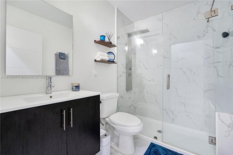 Adosado en venta en Homestead, Florida, 4 dormitorios, 133.22 m2 № 2016497 - foto 12