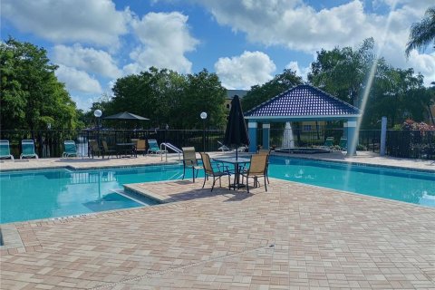 Copropriété à louer à Orlando, Floride: 2 chambres, 97.92 m2 № 2407103 - photo 16