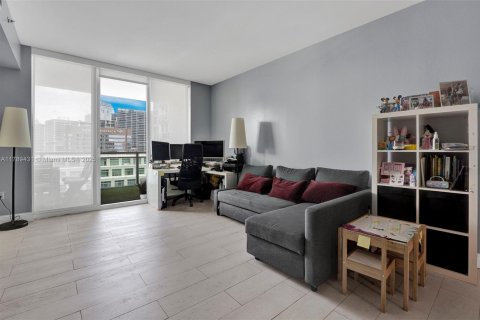 Copropriété à vendre à Miami, Floride: 1 chambre, 71.91 m2 № 1713359 - photo 1