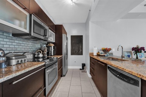 Copropriété à vendre à Miami, Floride: 1 chambre, 71.91 m2 № 1713359 - photo 10
