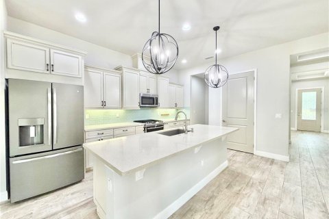 Casa en venta en Gainesville, Florida, 4 dormitorios, 256.13 m2 № 2203960 - foto 3