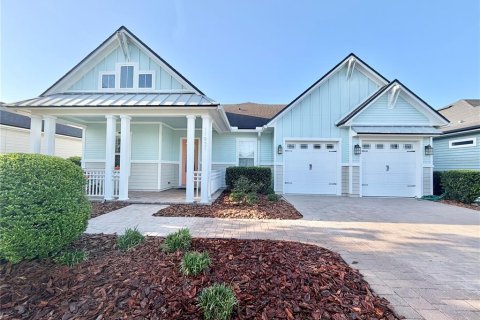 House in Gainesville, Florida 4 bedrooms, 256.13 sq.m. № 2203960