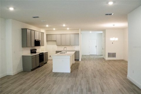 House in Palm Coast, Florida 3 bedrooms, 251.67 sq.m. № 1906350 - photo 22